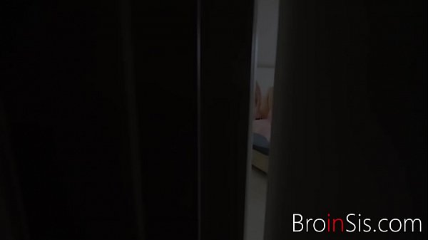 Ладно, можешь трахнуть меня один раз, Сводный БРАТ