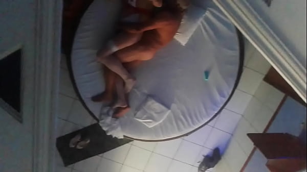 Сэмми cdzinha (я) даю хвост из стороны